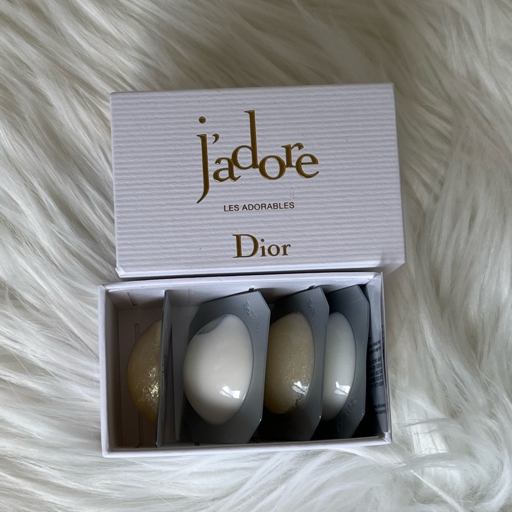 Dior Jadore Les Adorables  body milk and cream scrub gel 4 pcs